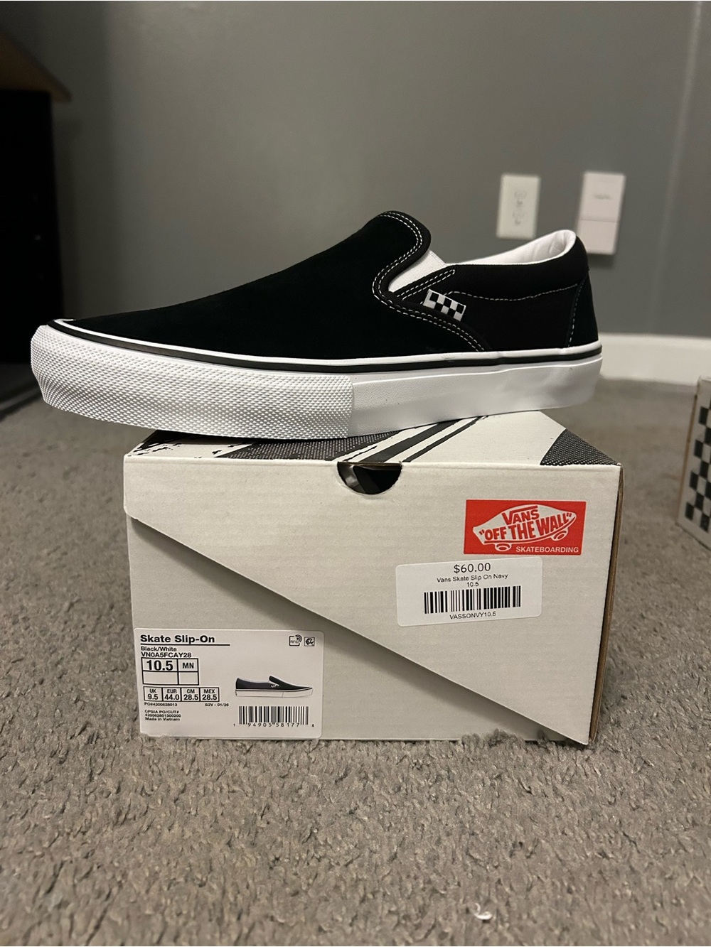 Vans Skate Slip-On Black White 10.5 New!!
